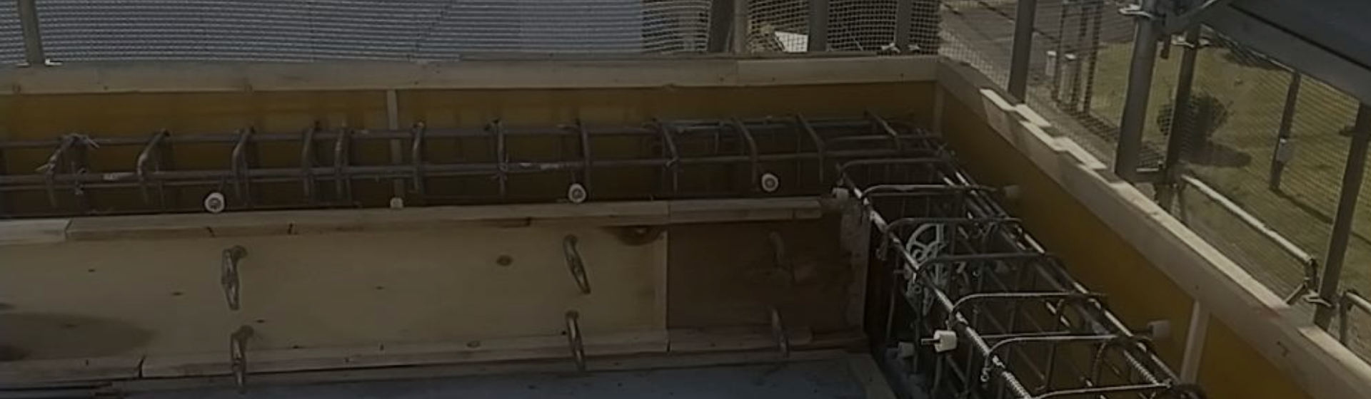 型枠工事の現場写真